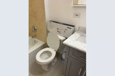 7829 Normandy Avenue, Burbank, IL 60459 - Photo 11