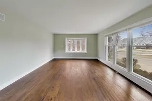 626 N Haddow Ave, Arlington Heights, IL 60004 - Photo 9