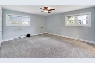 626 N Haddow Avenue, Arlington Heights, IL 60004 - Photo 23