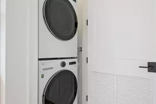 529 N Hartland Ct, Chicago, IL 60622 - Photo 57