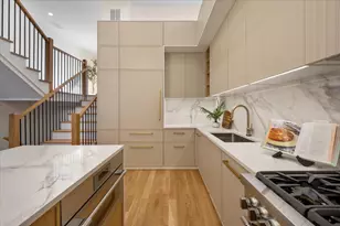 529 N Hartland Ct, Chicago, IL 60622 - Photo 13