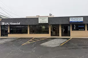 554 S York St, Elmhurst, IL 60126 - Photo 1