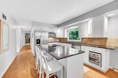 399 Knollwood Court, Palatine, IL 60067 - Photo 9