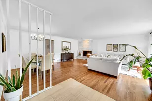 399 Knollwood Ct, Palatine, IL 60067 - Photo 3