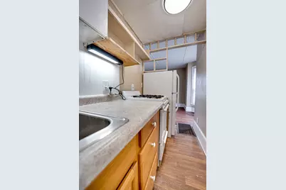 426 N Lake Street #2, Aurora, IL 60506 - Photo 7