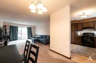 6550 N California Ave, Chicago, IL 60645 - Photo 7