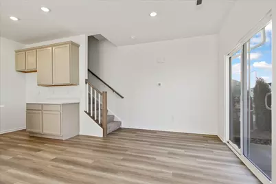 306 Kingsport Drive, South Elgin, IL 60177 - Photo 7