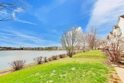 1961 Cobblestone Drive, Carpentersville, IL 60110 - Photo 31