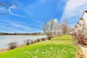 1961 Cobblestone Dr, Carpentersville, IL 60110 - Photo 31