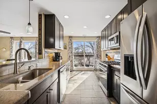 300 E Dundee Rd, Buffalo Grove, IL 60089 - Photo 11