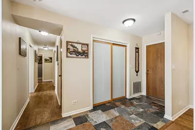 300 E Dundee Road #403A, Buffalo Grove, IL 60089 - Photo 5