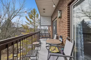 300 E Dundee Rd, Buffalo Grove, IL 60089 - Photo 21