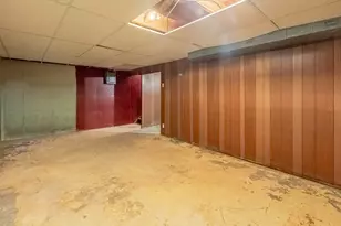 901 Garfield Dr, Rochelle, IL 61068 - Photo 11