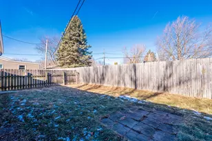 901 Garfield Dr, Rochelle, IL 61068 - Photo 13