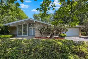 6363 S Keokuk Rd, Indian Head Park, IL 60525 - Photo 1