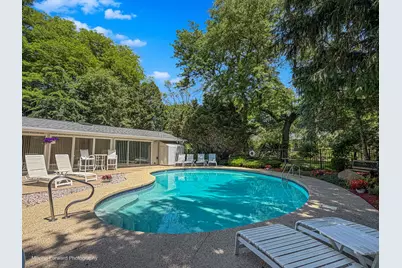 6363 S Keokuk Road, Indian Head Park, IL 60525 - Photo 29
