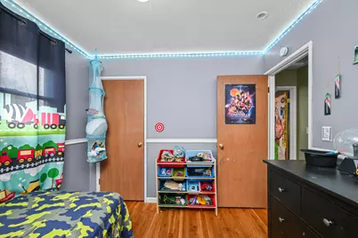 2347 Hawthorne Court, Bettendorf, IA 52722 - Photo 11