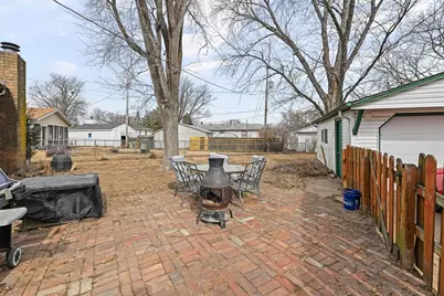 2347 Hawthorne Court, Bettendorf, IA 52722 - Photo 25