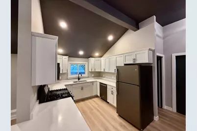 [Address not provided], Champaign, IL 61822 - Photo 9