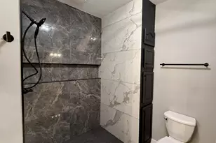 [Address not provided], Champaign, IL 61822 - Photo 23