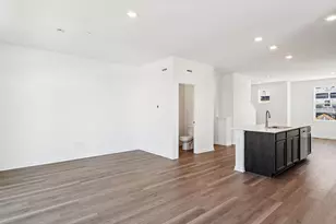 557 Yosemite Wy, Mundelein, IL 60060 - Photo 9