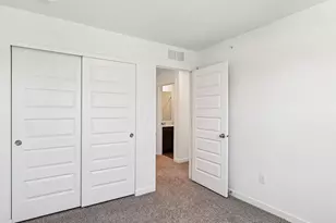 557 Yosemite Wy, Mundelein, IL 60060 - Photo 19