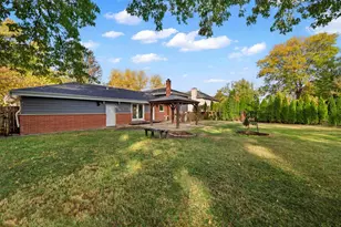 105 E Elaine Cir, Prospect Heights, IL 60070 - Photo 23