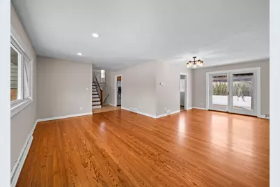 105 E Elaine Circle, Prospect Heights, IL 60070 - Photo 7