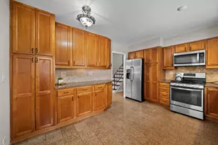 105 E Elaine Cir, Prospect Heights, IL 60070 - Photo 9