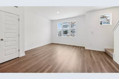 559 Yosemite Way, Mundelein, IL 60060 - Photo 5