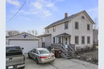 109 E Cherokee Avenue, Shabbona, IL 60550 - Photo 1