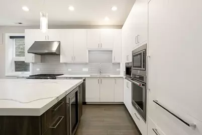 1448 W Erie Street #2, Chicago, IL 60642 - Photo 7