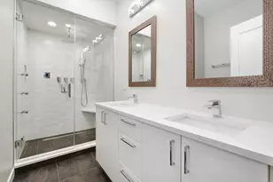 1448 W Erie St, Chicago, IL 60642 - Photo 11