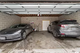 1448 W Erie St, Chicago, IL 60642 - Photo 17