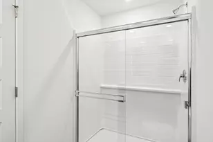 551 Yosemite Wy, Mundelein, IL 60060 - Photo 13