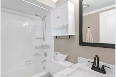 103 Fir Street, Lake in the Hills, IL 60156 - Photo 25