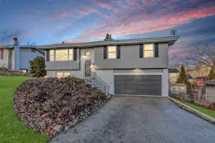 103 Fir St, Lake in the Hills, IL 60156 - Photo 31