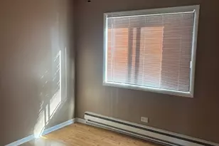 6323 W 64th Pl, Chicago, IL 60638 - Photo 9