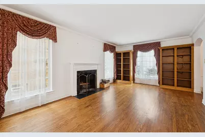 [Address not provided], River Forest, IL 60305 - Photo 3