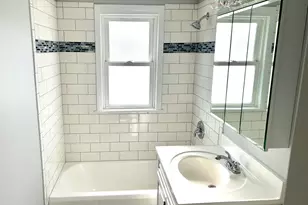 219 Osage St, Wauconda, IL 60084 - Photo 5