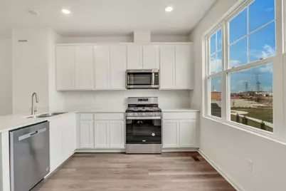 553 Yosemite Way, Mundelein, IL 60060 - Photo 7