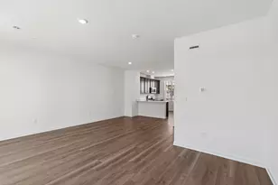 553 Yosemite Wy, Mundelein, IL 60060 - Photo 5