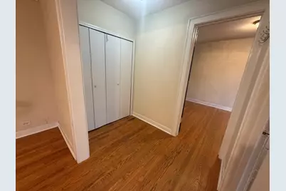 18 E Northwest Highway #3, Arlington Heights, IL 60004 - Photo 5