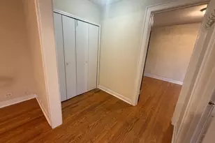 18 E Northwest Hwy, Arlington Heights, IL 60004 - Photo 5