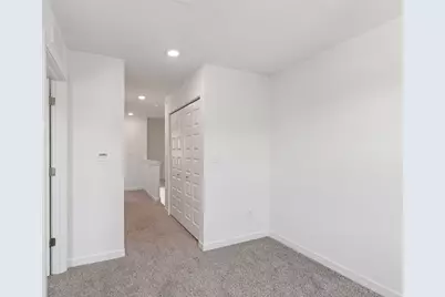 555 Yosemite Way, Mundelein, IL 60060 - Photo 17