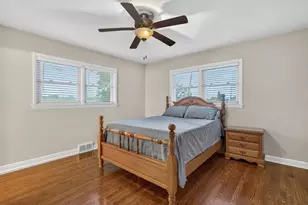 495 8th St, Chicago Heights, IL 60411 - Photo 17