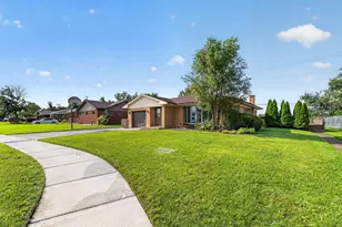 495 8th St, Chicago Heights, IL 60411 - Photo 37