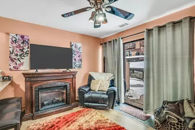 32 Montego Colony #6, Fox Lake, IL 60020 - Photo 3