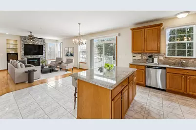 [Address not provided], Streamwood, IL 60107 - Photo 7