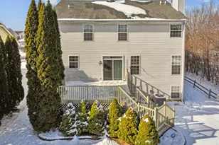 7 Crescent Ct, Streamwood, IL 60107 - Photo 29